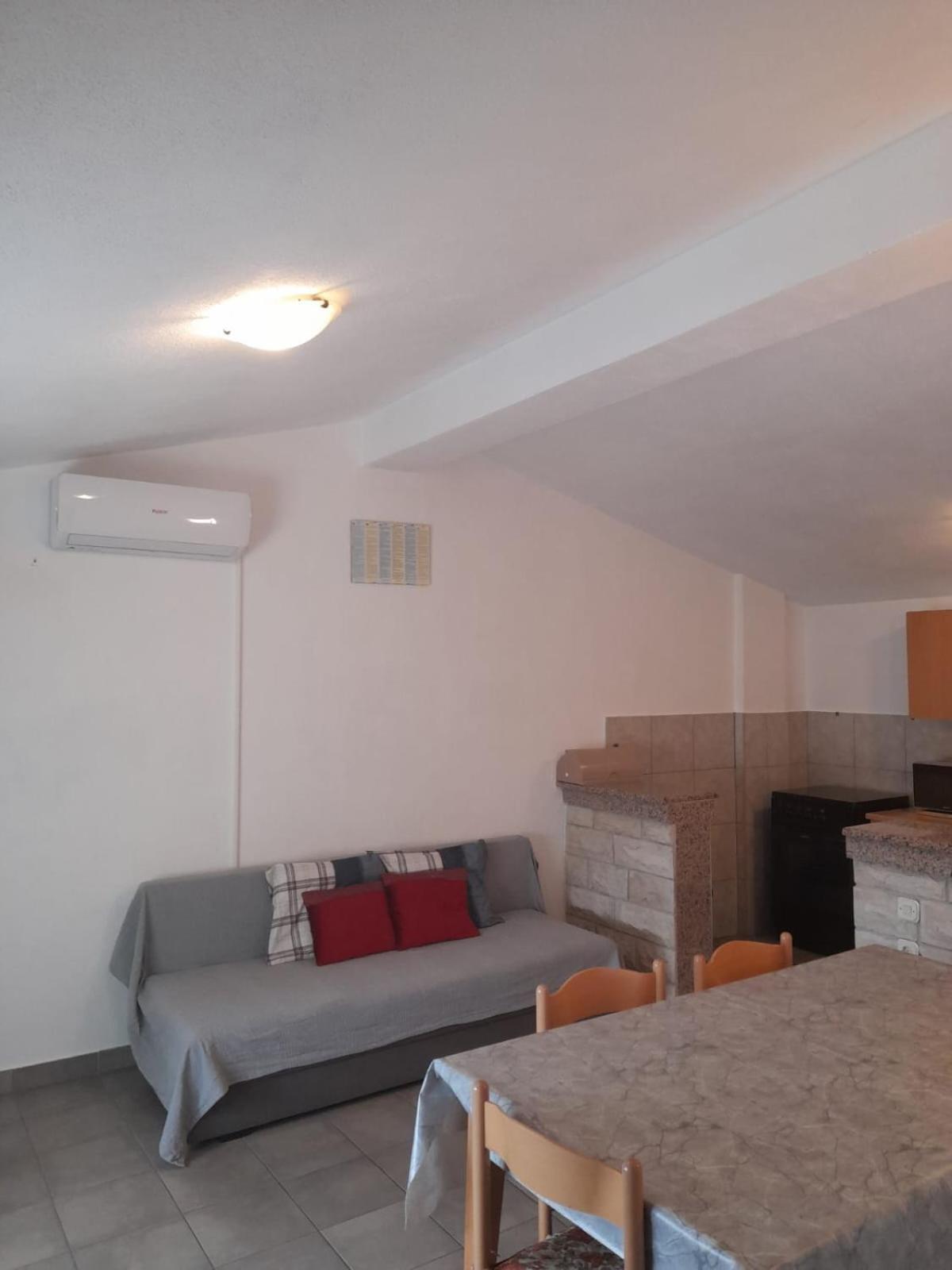 Apartament Apartman Karin 2 Senj  Zewnętrze zdjęcie